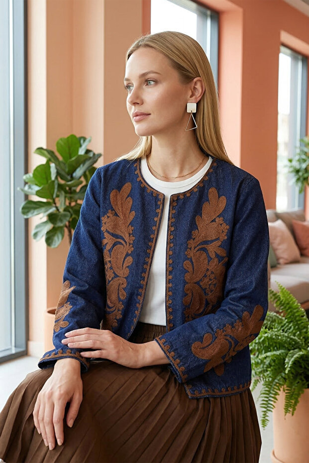 Embroidered Denim Jacket Laci - Laci