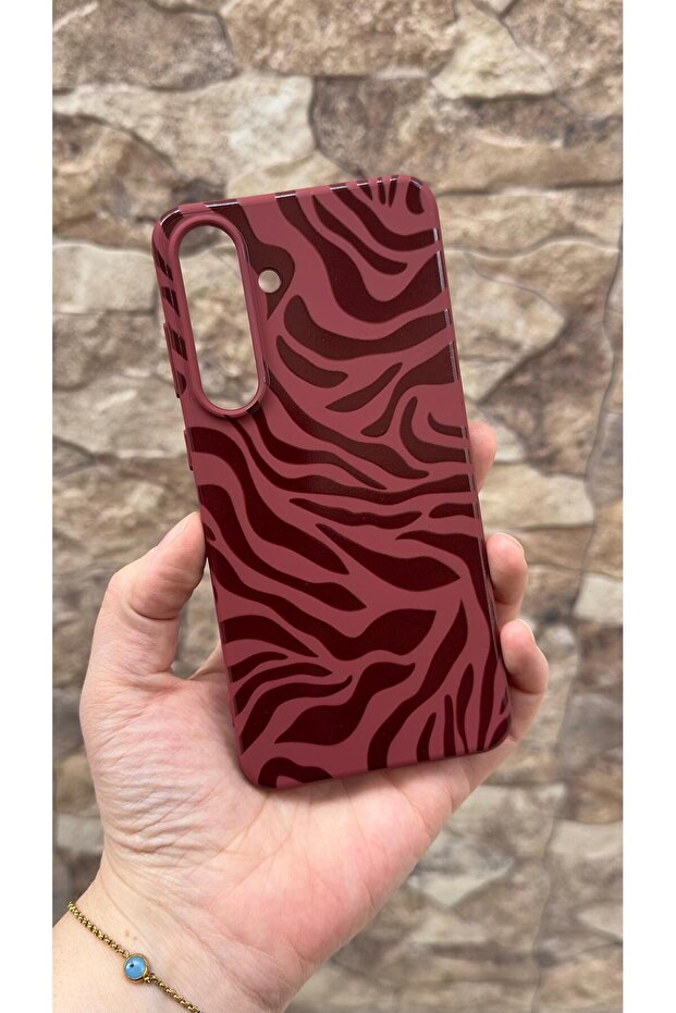 غطاء حماية مطاطي كلاسيكي من السيليكون متوافق مع سامسونج جالاكسي S25 FE من نوع Zebra منقوش ماصّ للصدمات