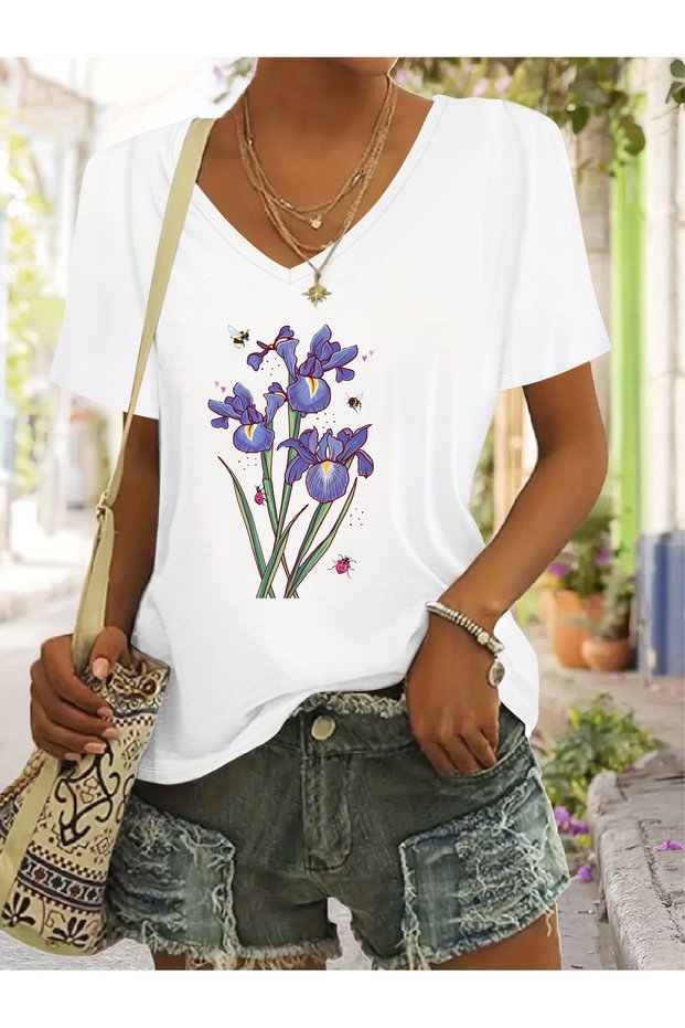 Women's Floral Printed V-Neck Sleeved Regular Fit T-Shirt