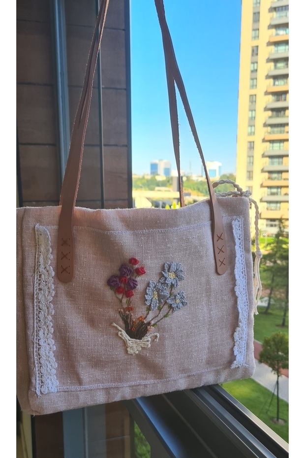 Handmade Linen Powder Pink Hoop with Embroidery, Crochet Work P Cotton D Lace Detailed O Shoulder Bag 2
