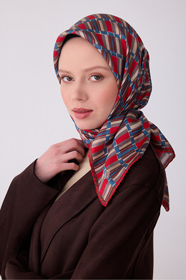 وشاح تويل حرير باللون الأحمر والبني والكحلي