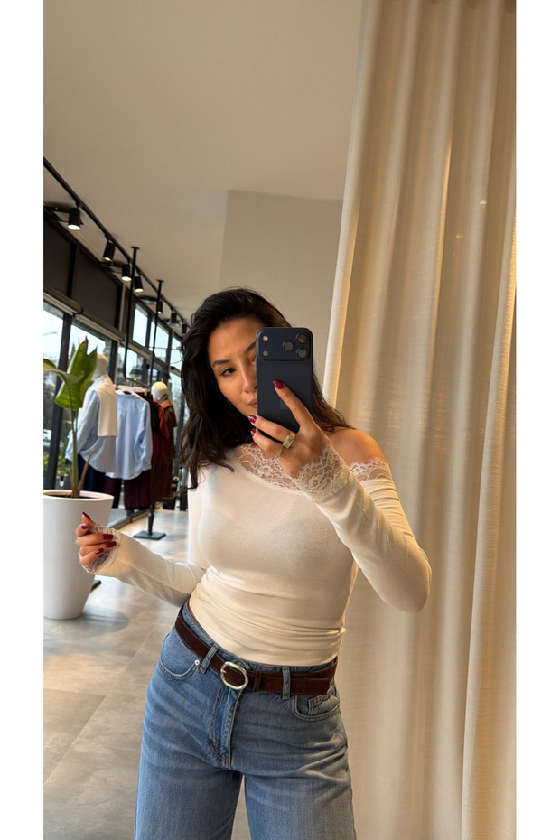 Women's One-Shoulder Open Long Sleeve Blouse, Pack of Lace