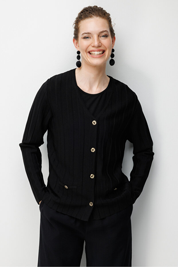 Women's V-Neck Pleated Araboy Fine Knit Jacket Black