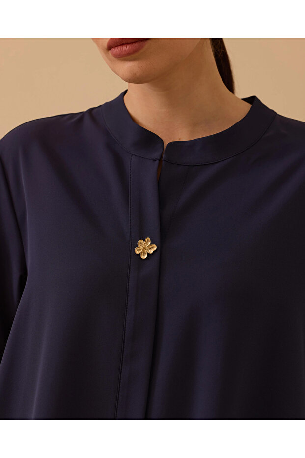 Arka Pliseli Hakim Yaka Gömlek - 4