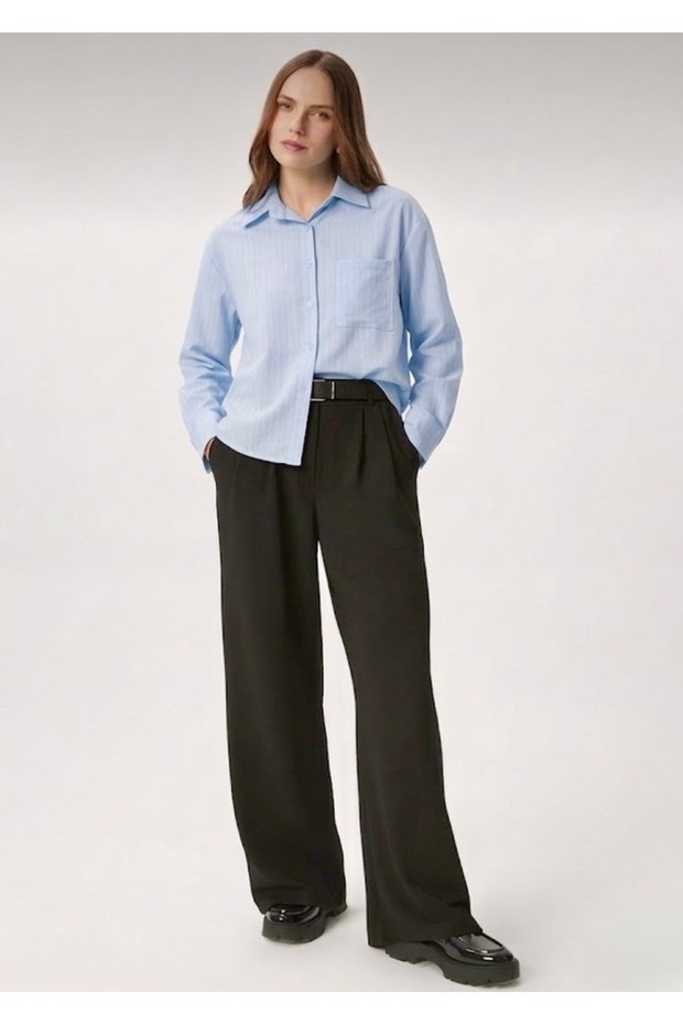 Women's Striped Short Oversized Pocketed Long Sleeve Shirt