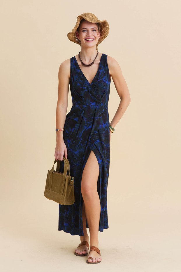 V Neck Slit Detail Long Dress