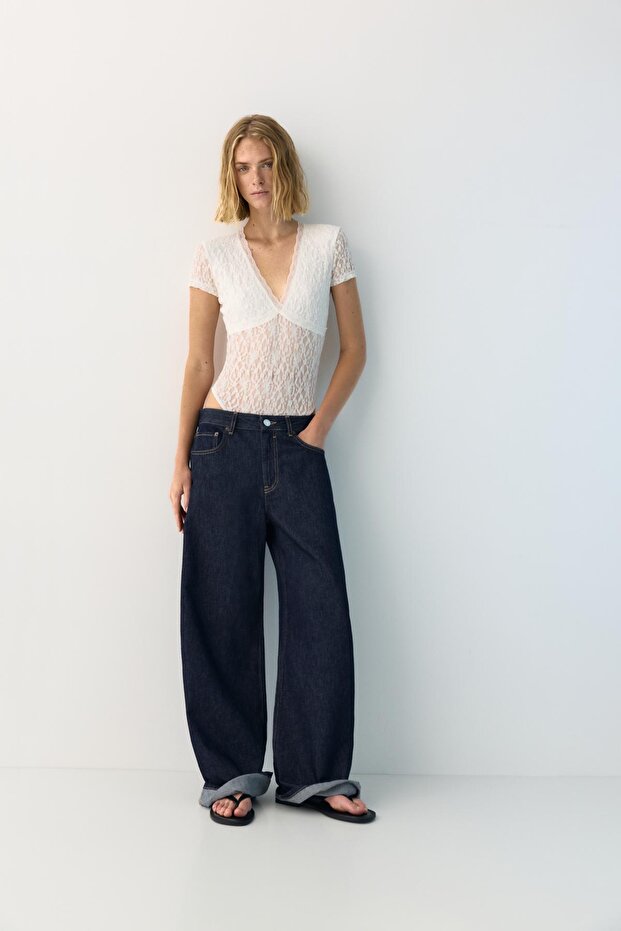 Kısa kollu dantel body - 3