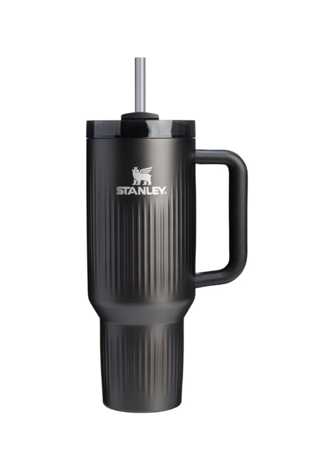 Quencher ® H2.0 Fluted Tumbler Thermos Cup with Straw | 1.18 Lt