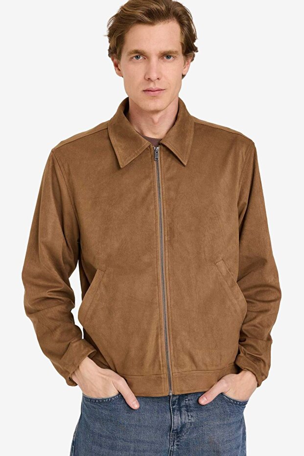 معطف بسحّابات من نوع Regular Fit ياقة مرتفعة متوسطة الطول G5881AX26SP