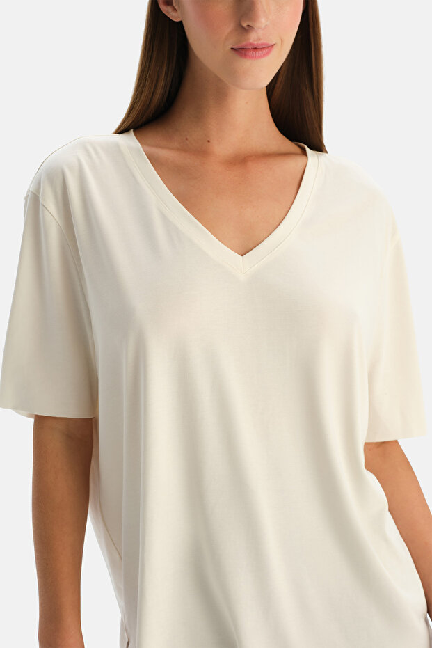 Kırık Beyaz Modal V Yaka Basic Tişört - 5