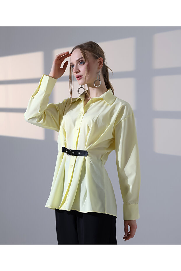 Shirt with Belt Front Pockets. Short Shirt with Back Pocket Detail.