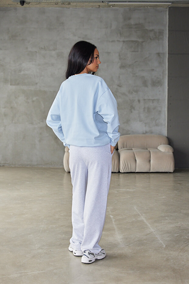 Basic Sweatshirt - 4