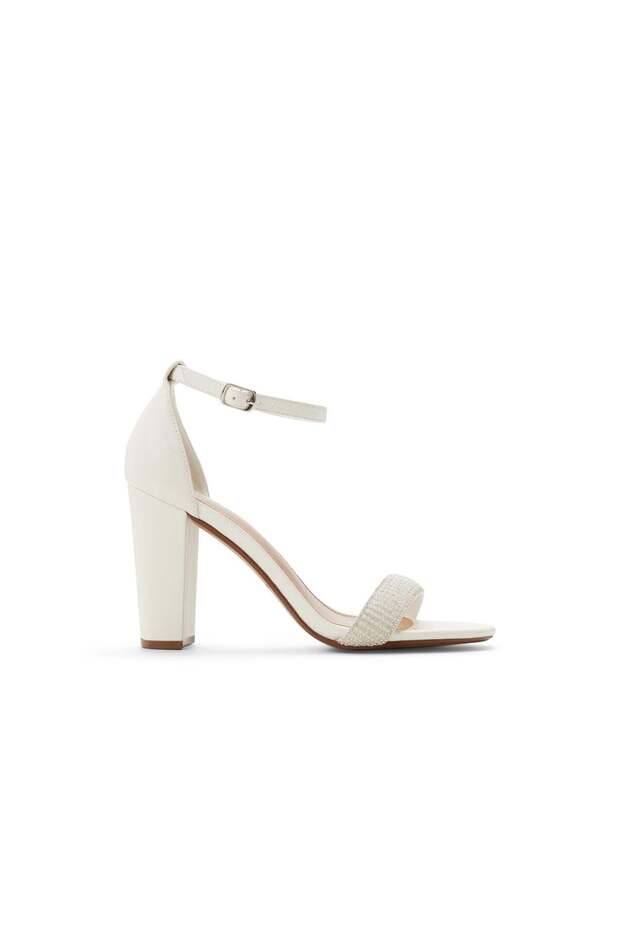 Veloura / Heeled Sandals