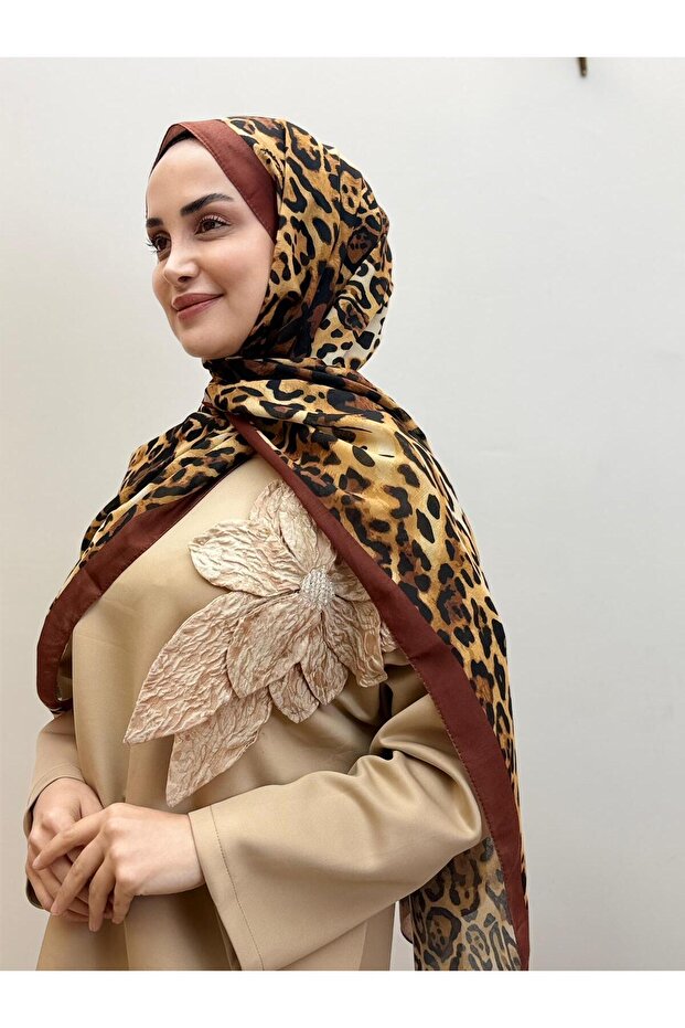 Leopard Pattern Soft Shawl - 4