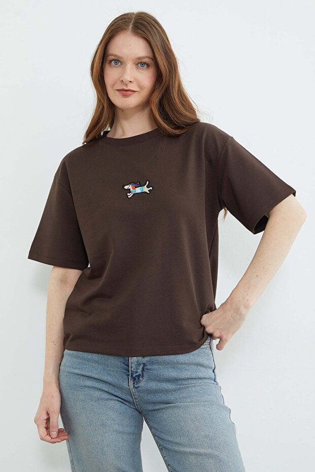 Dog Embroidered Crew Neck Casual T-Shirt