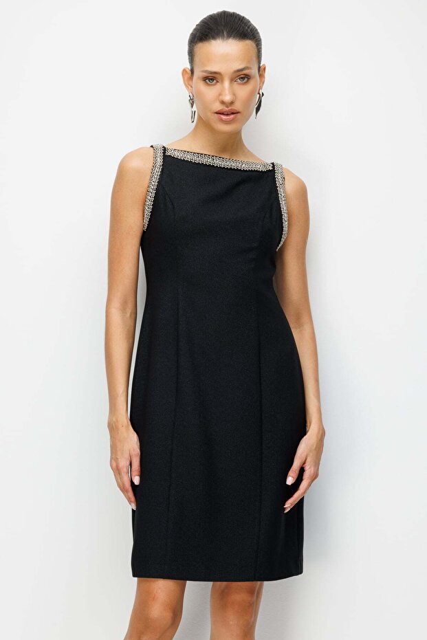 Taş İşlemeli Simli Kumaş Elbise - 2