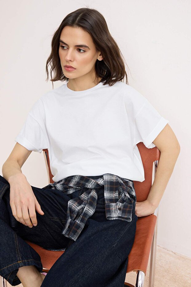 Beyaz %100 Pamuk Bisiklet Yaka Oversize/Geniş Kalıp Örme T-Shirt TWOSS20TS0134 - 1