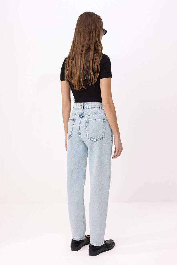Açık Mavi Yüksek Bel Mom %100 Pamuk Non-Stretch Jeans TWOSS23JE00085 - 5