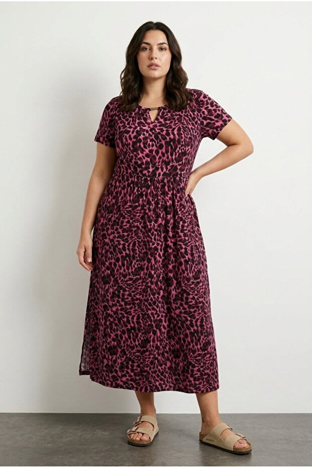 Plus Size Collar Detail Short-Sleeve Pocketed Slit Stretch Fabric Viscose Dress 615605