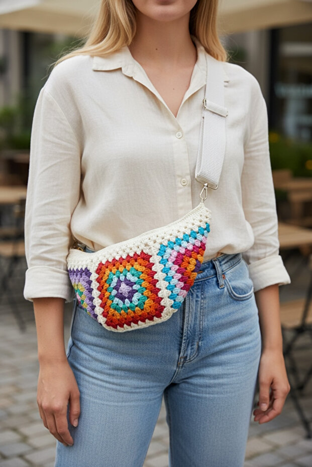 Knitted Motif Lined Waist Bag Free Bag