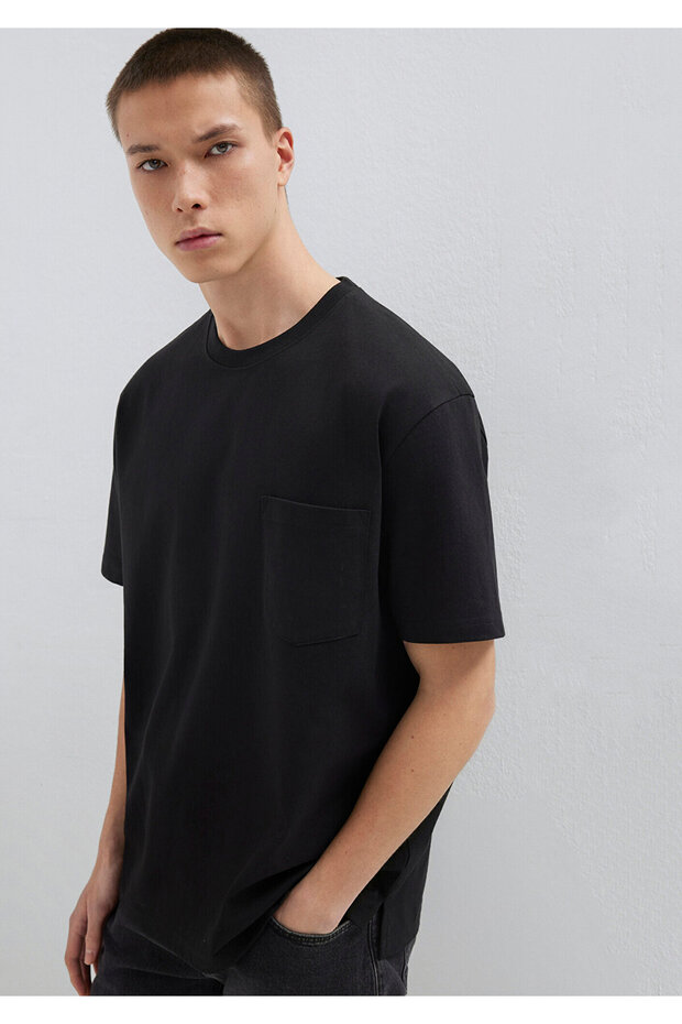 Cep Detaylı Siyah Basic Tişört Loose Fit / Bol Rahat Kesim 066248-900 - 2