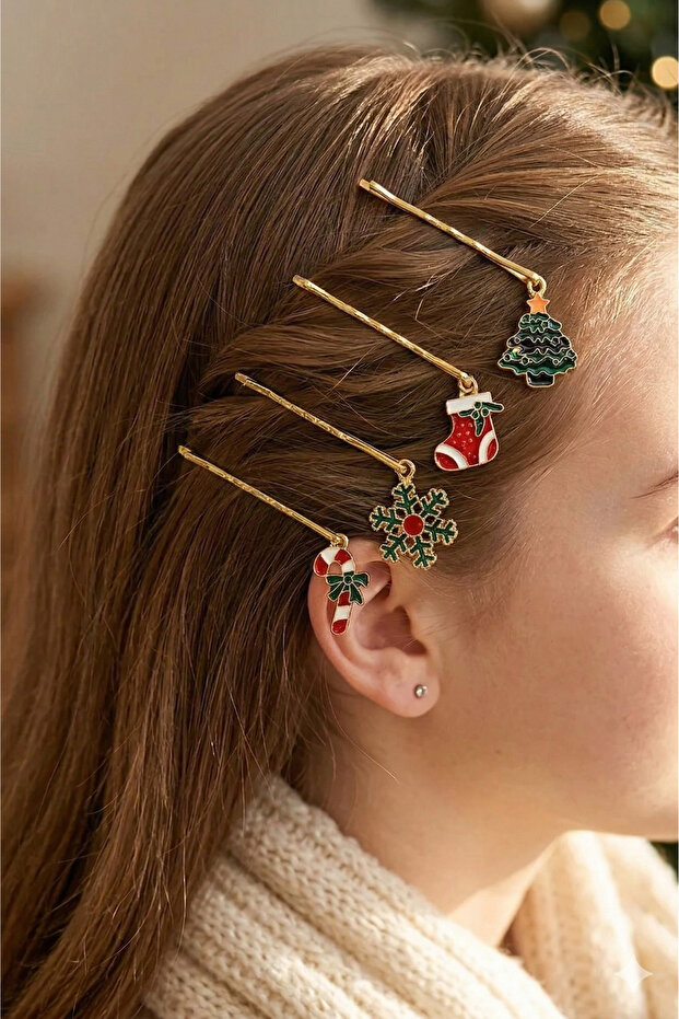 Set of 4 Christmas Themed Wire Clasps