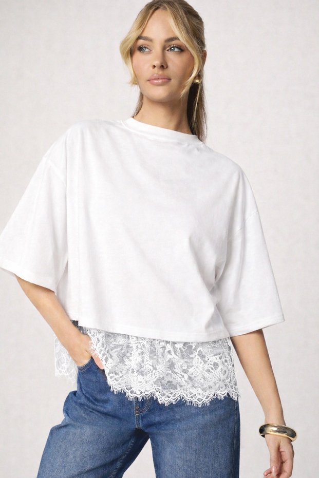 white short sleeve crew neck cropped oversized lace detail hem t-shirt