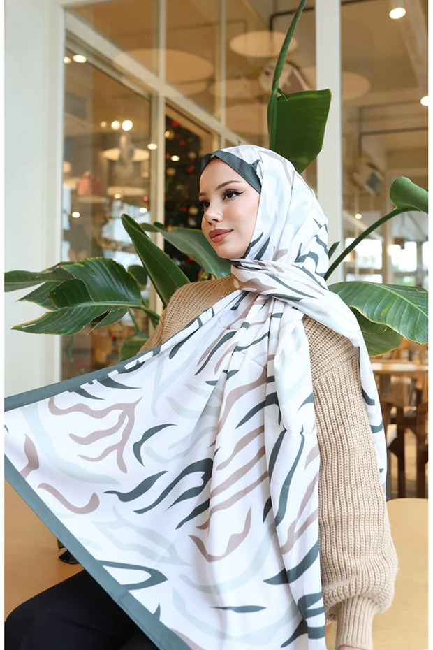 شال كابري منقوش 70347-07 كاكي غامق أخضر كاجلا