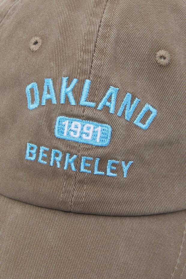 Oakland nakışlı şapka - 6