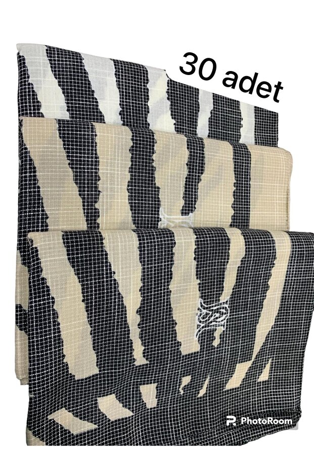 30 Pieces of Patterned Shawls in Assorted Colors