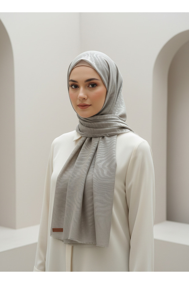 Zebra Patterned Jacquard Scarf – Soft Textured, Non-Slip, Casual and Stylish Hijab Scarf 100 X 100 cm