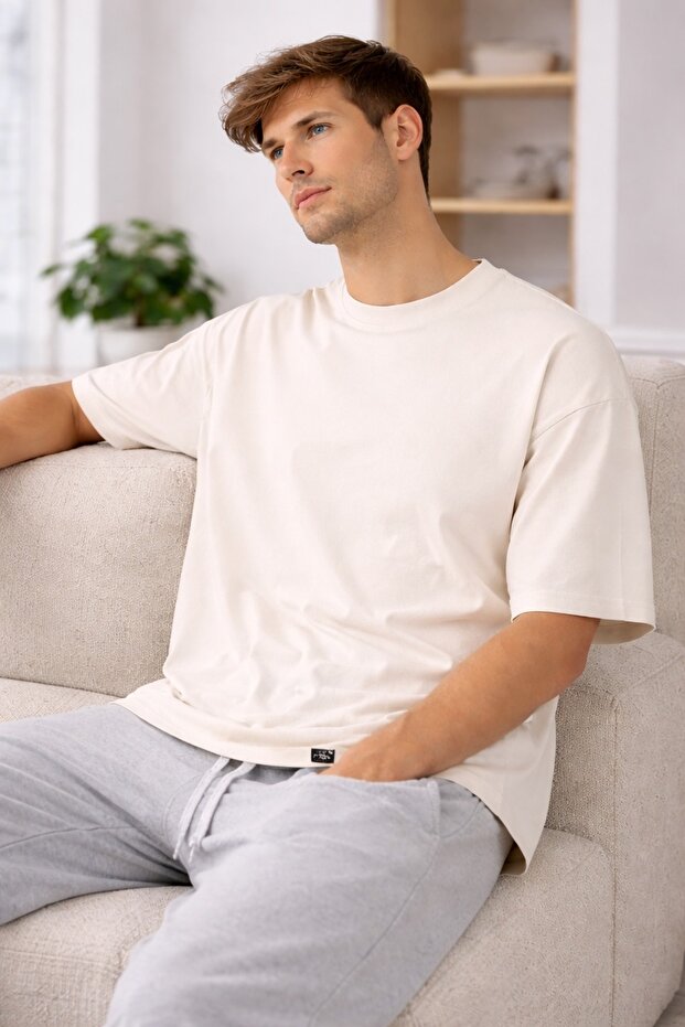 Oversize Basic T-Shirt Unisex 100% Cotton Casual Fit Daily T-Shirt Ecru