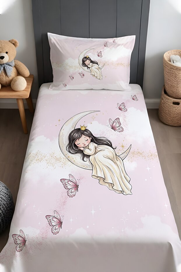 Moonlight Princess Patterned Bedspread and Pillowcase