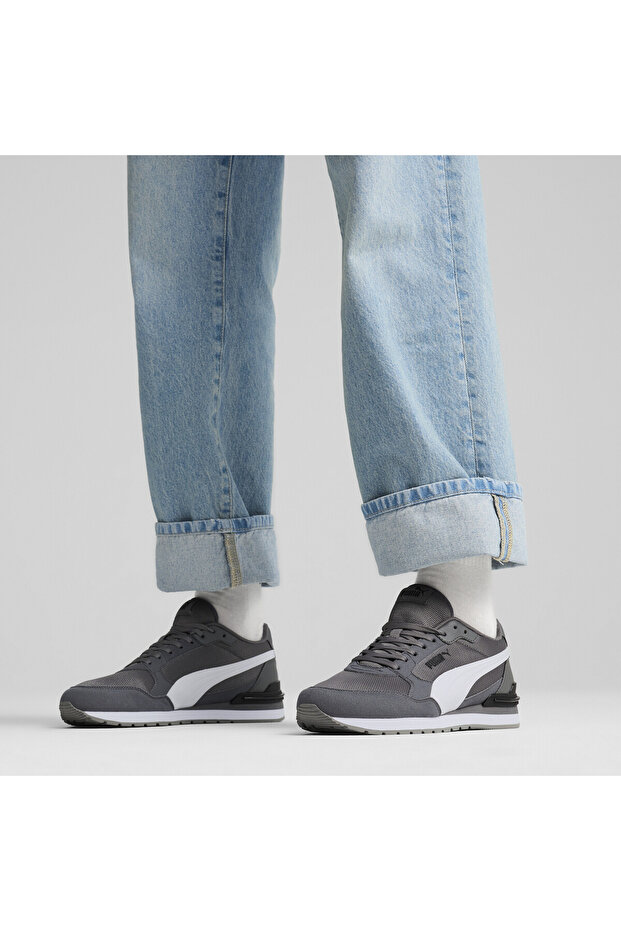 ST Runner v4 Mesh Sneakers - 3
