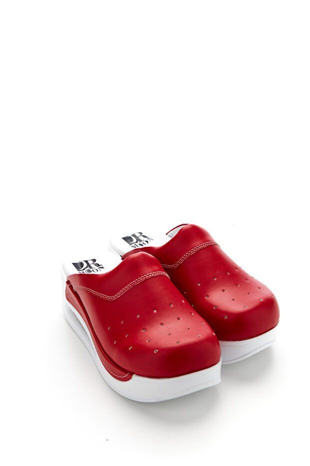 Classic Perforated Leather Sabo Slippers Orthopedic Hospital Doctor Nurse Chef Slippers