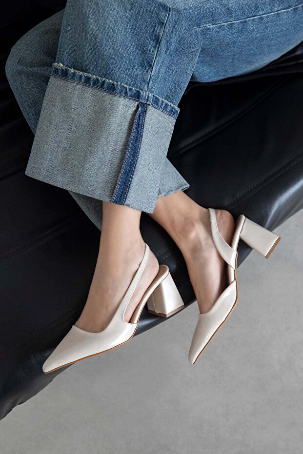 Luan Women's Wrinkled Leather Heeled Shoes Cream