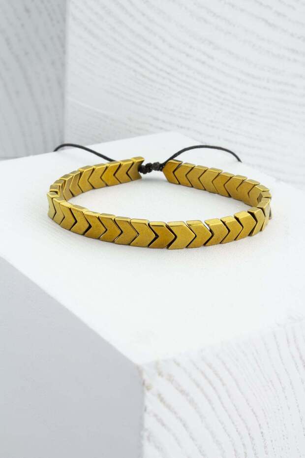 Hematite Natural Stone Shiny Gold Sergeant Cut 6X3Mm Macrame Bracelet