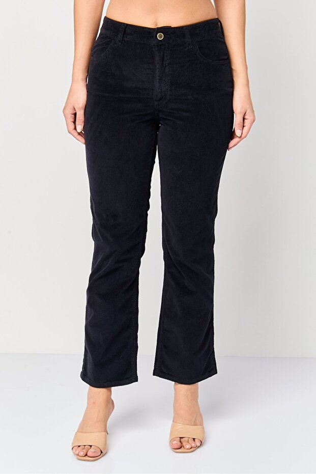 Women Regular Fit Cropped Corduroy Pants, Black