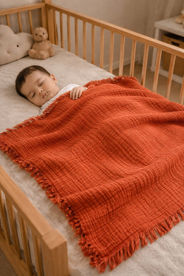 Muslin Baby Blanket with Tassels Model Muslin