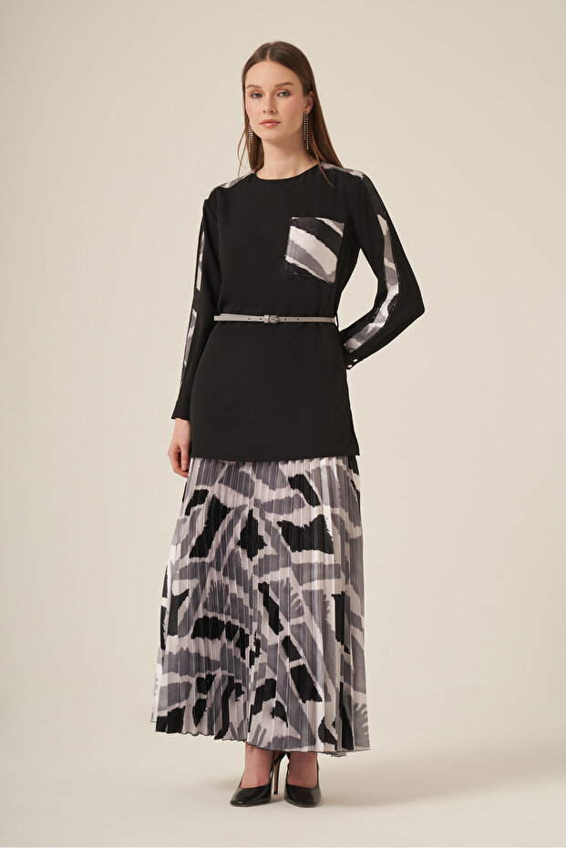 Women's Pleated Skirt Suit Black 31309