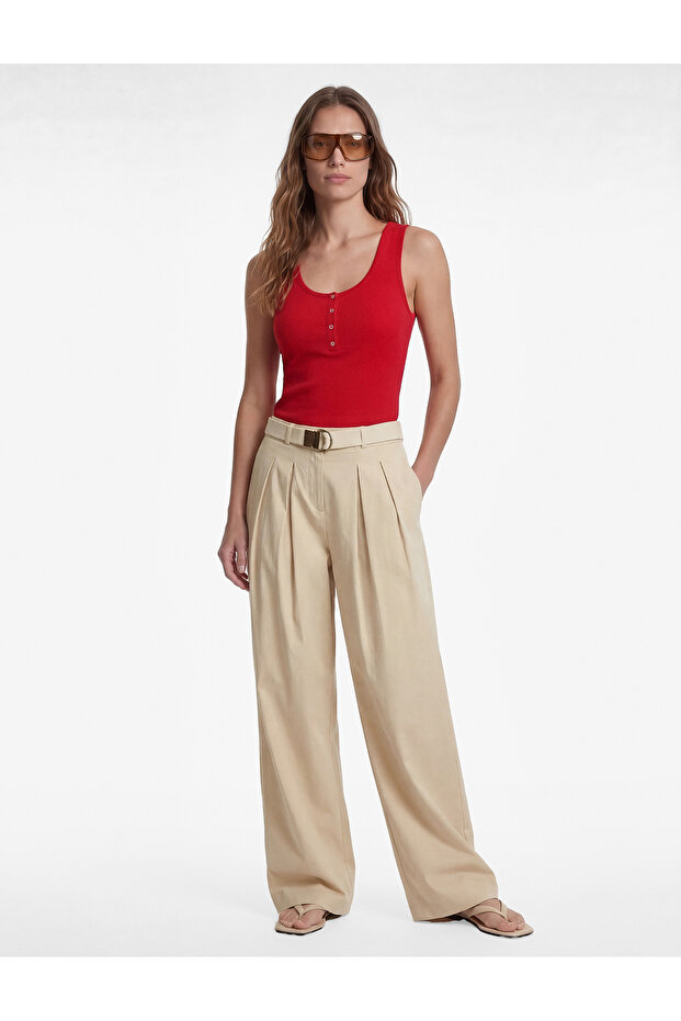Button Detailed U-Neck Sleeveless Slim Knitwear Blouse