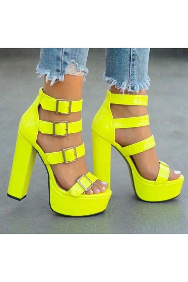 Vesper Women's Neon Yellow Buckle Heeled Shoes