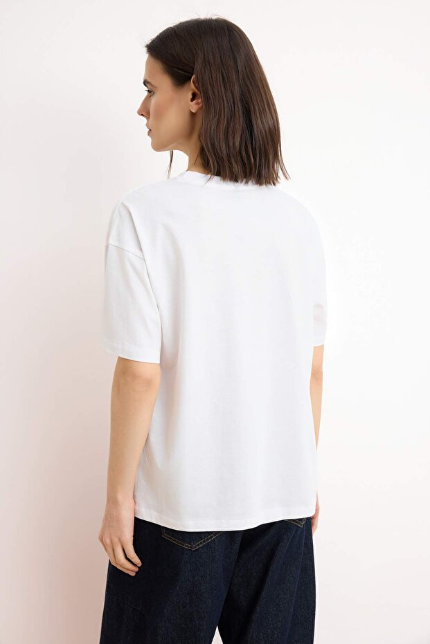 Beyaz %100 Pamuk Bisiklet Yaka Oversize/Geniş Kalıp Örme T-Shirt TWOSS20TS0134 - 4