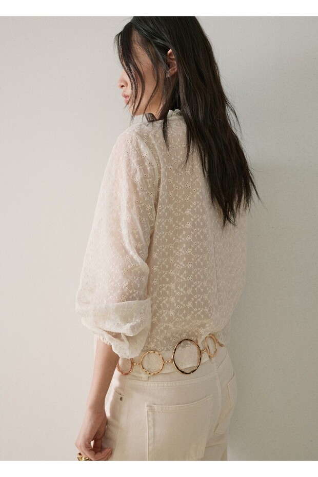 Fırfırlı işlemeli bluz - 4