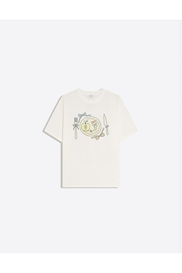 Pretty Plate Printed Crew Neck Oversize Trendy Women's T-Shirt