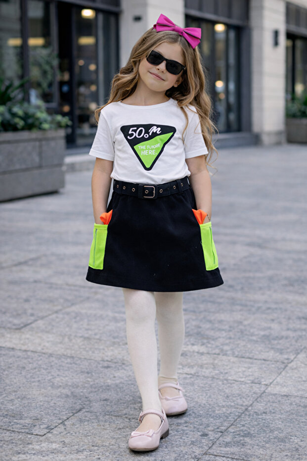 Comfortable and Stylish Sister Combination