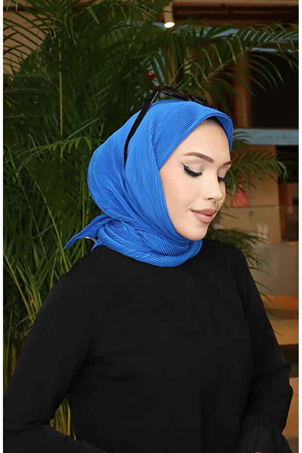 Pleated Scarf 70345-04 Cobalt