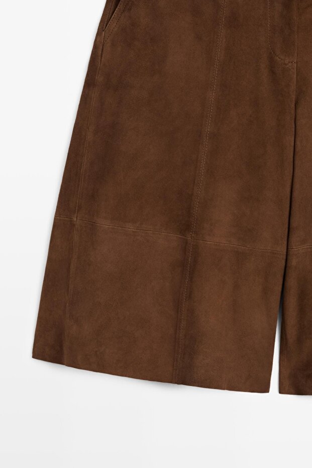 Kısa süet deri bermuda şort - 7