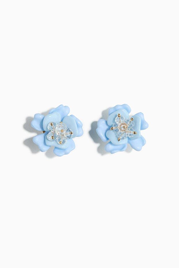 Flower-shaped earrings
