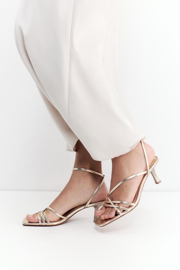 Bantlı topuklu sandalet - 6